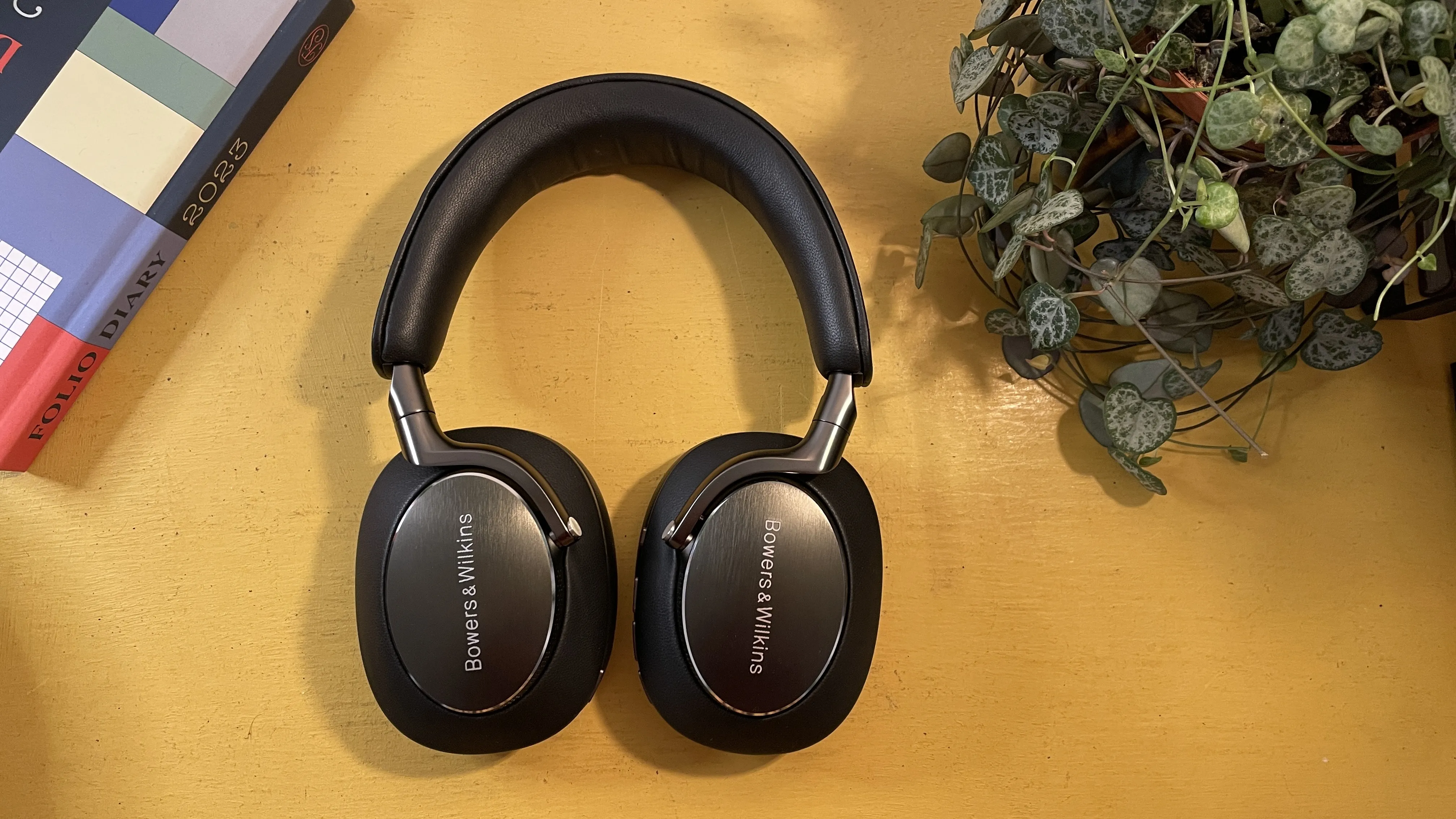 Bowers &amp;amp; Wilkins Px8