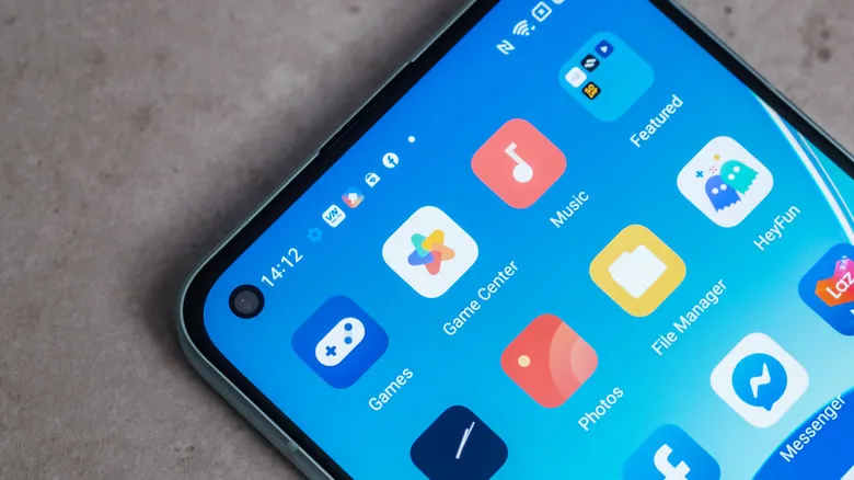 A picture of the top half of an Android phone