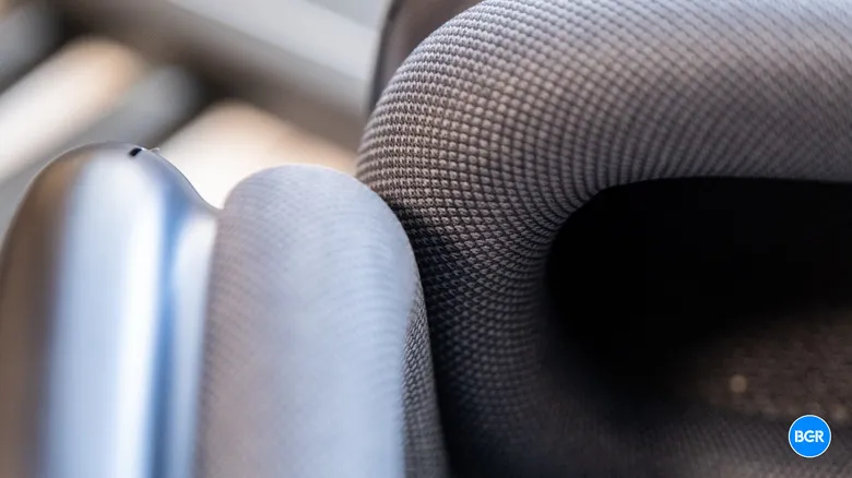 Earcup padding of the AirPods Max 2