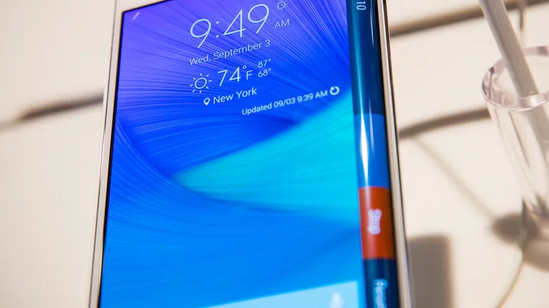 A Samsung edge screen
